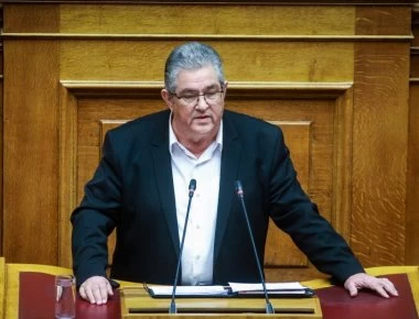 Δ. Κουτσούμπας: Επαίσχυντη η συμφωνία των Πρεσπών- Καταψηφίζουμε την κυβέρνηση
